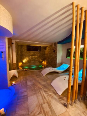 Отель Aurelia Garden Gold B&B  Рим